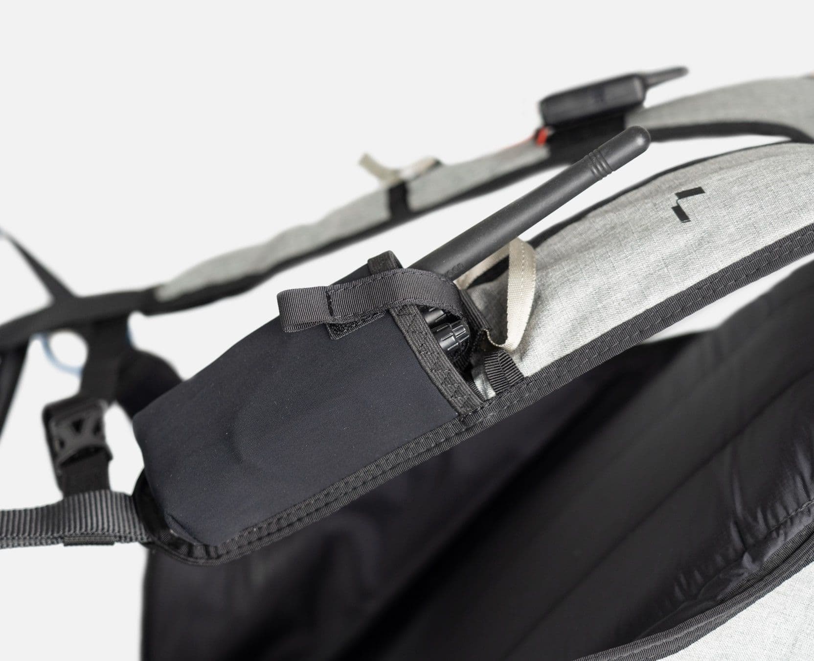 강한 내구성을 지니면서도 가볍습니다.