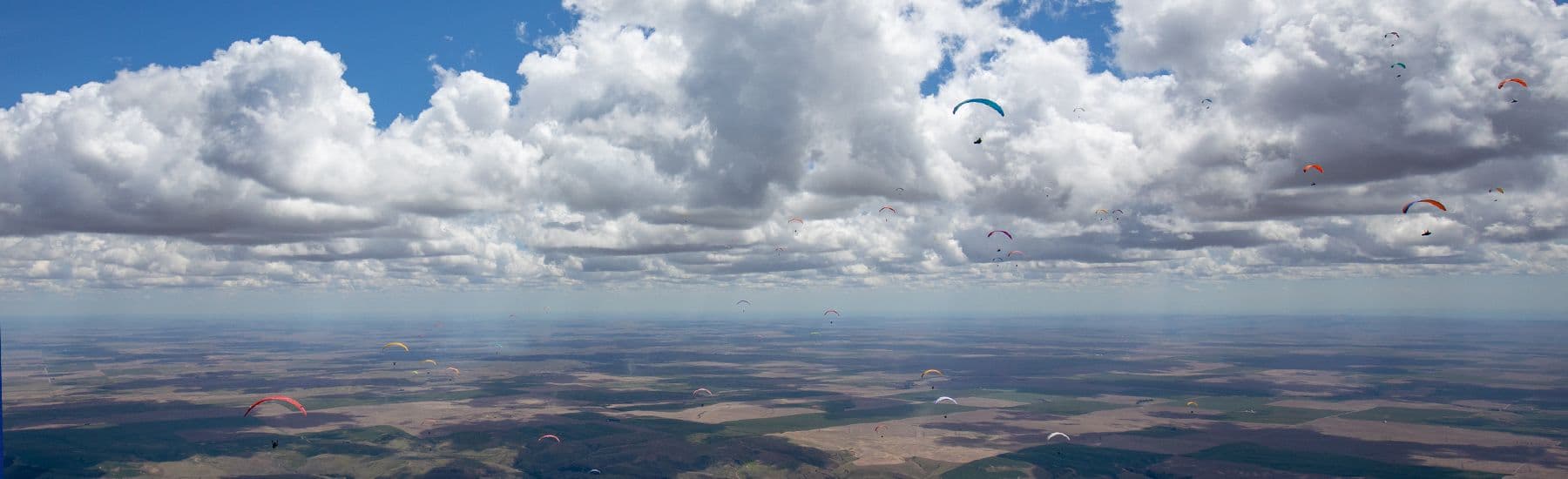 paragliders hero image